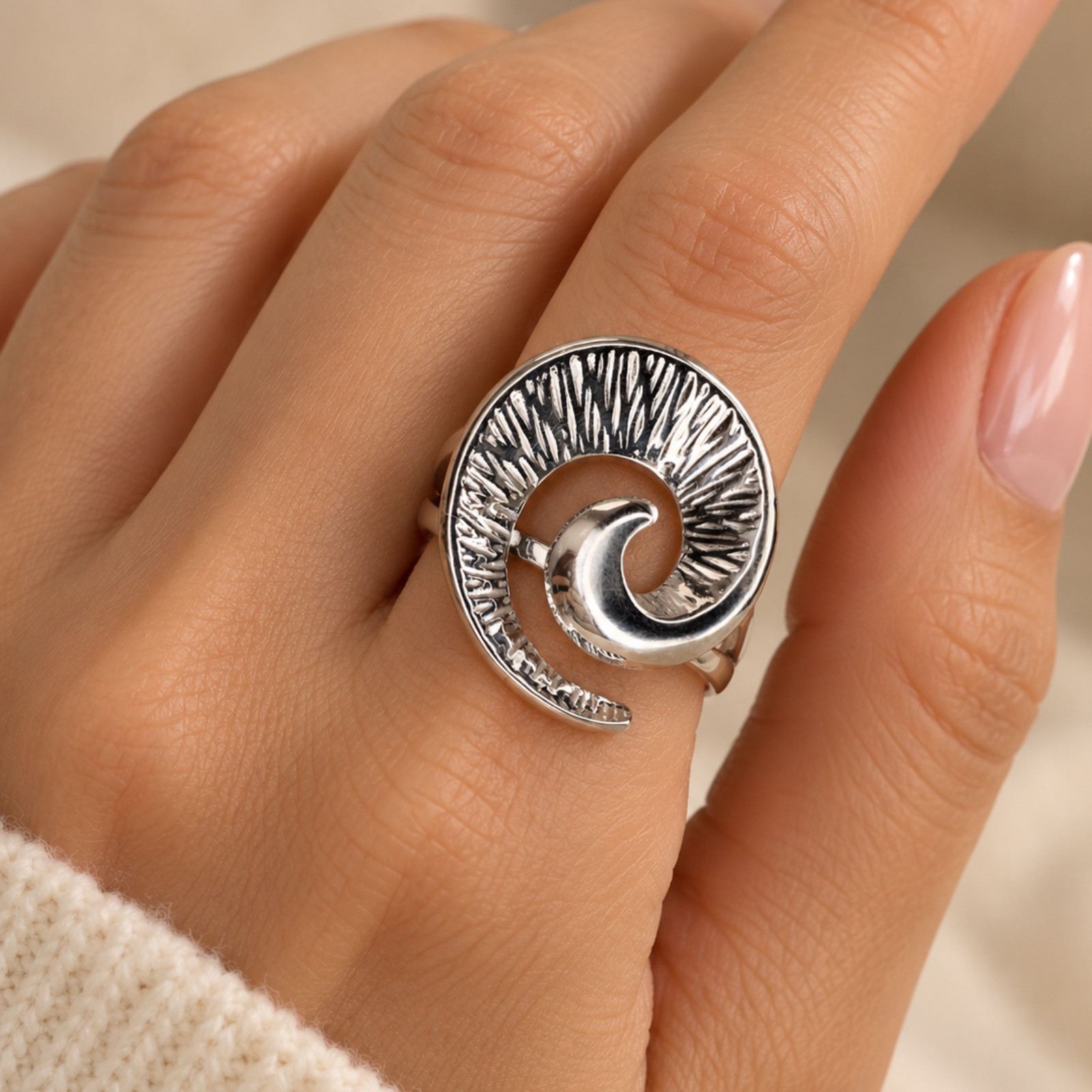 Anillo Space Swirl