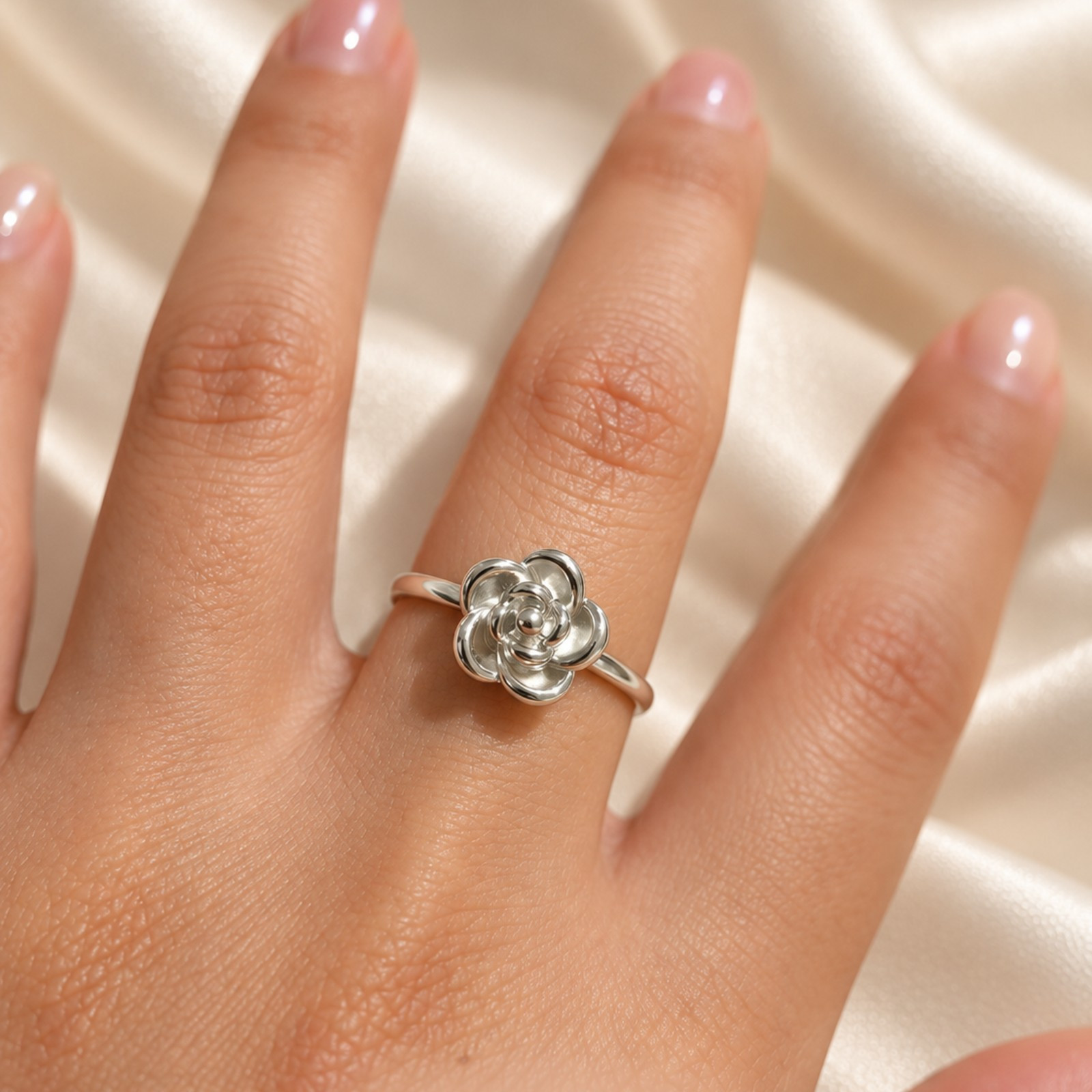 Anillo Rosa de Luna Plateada