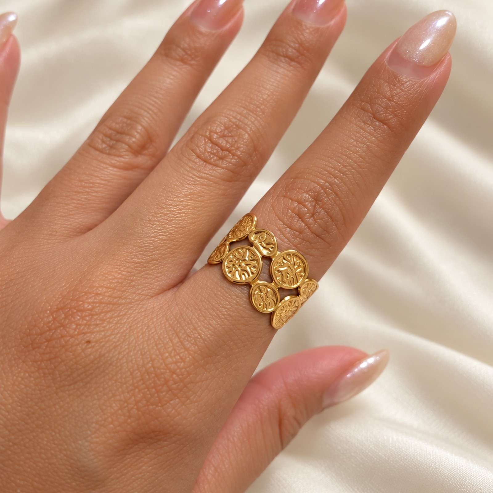 Anillo Jardín Solar — Dorado ✨🌸