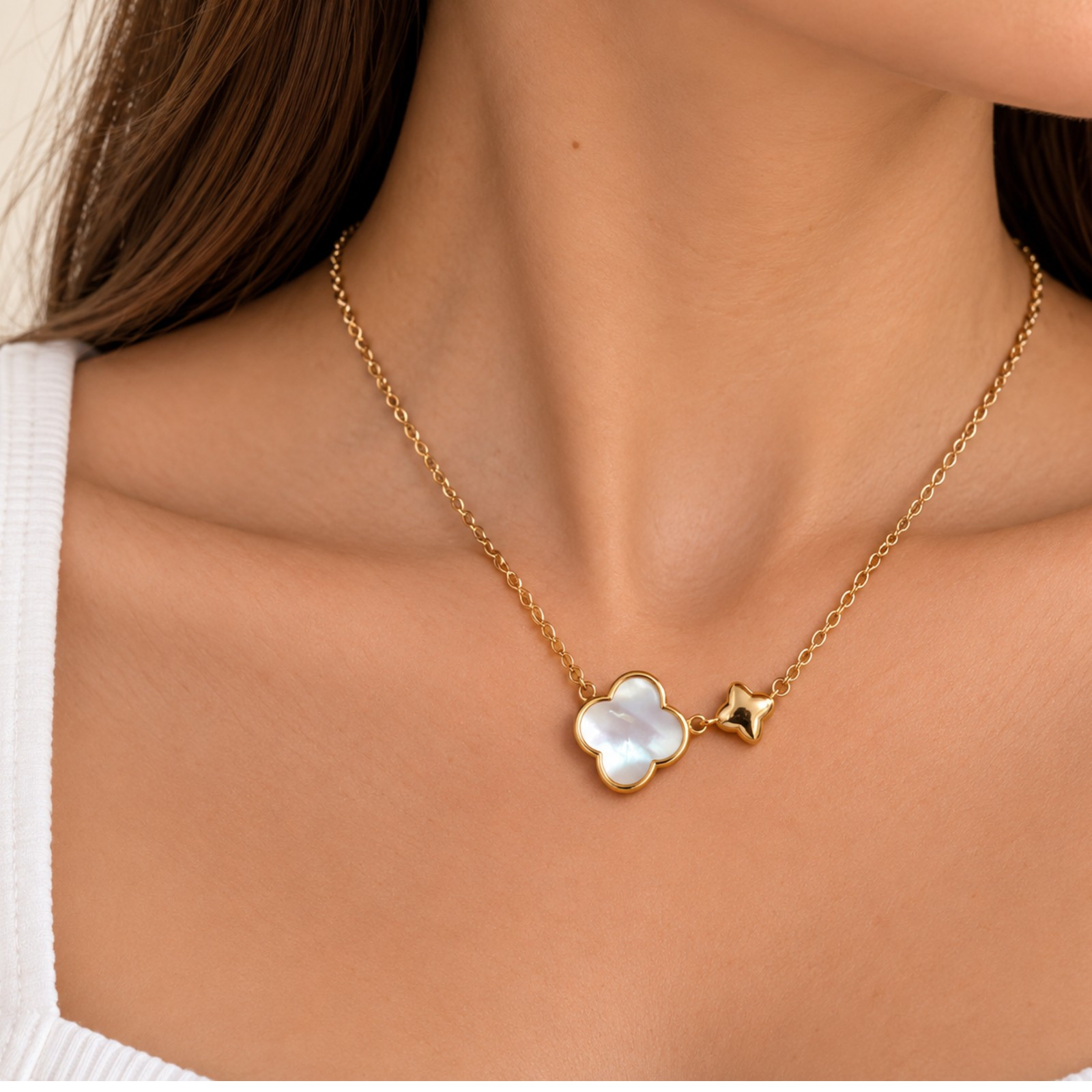 Collar Trébol de Luna 🌙🤍